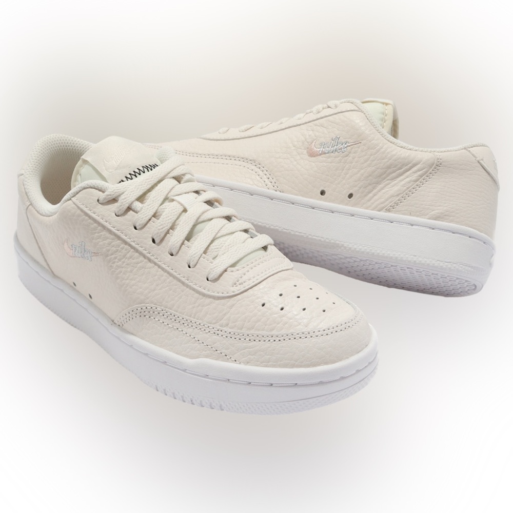 NWT' Nike Court Vintage PRM WMNS Pale Ivory / Washed Coral